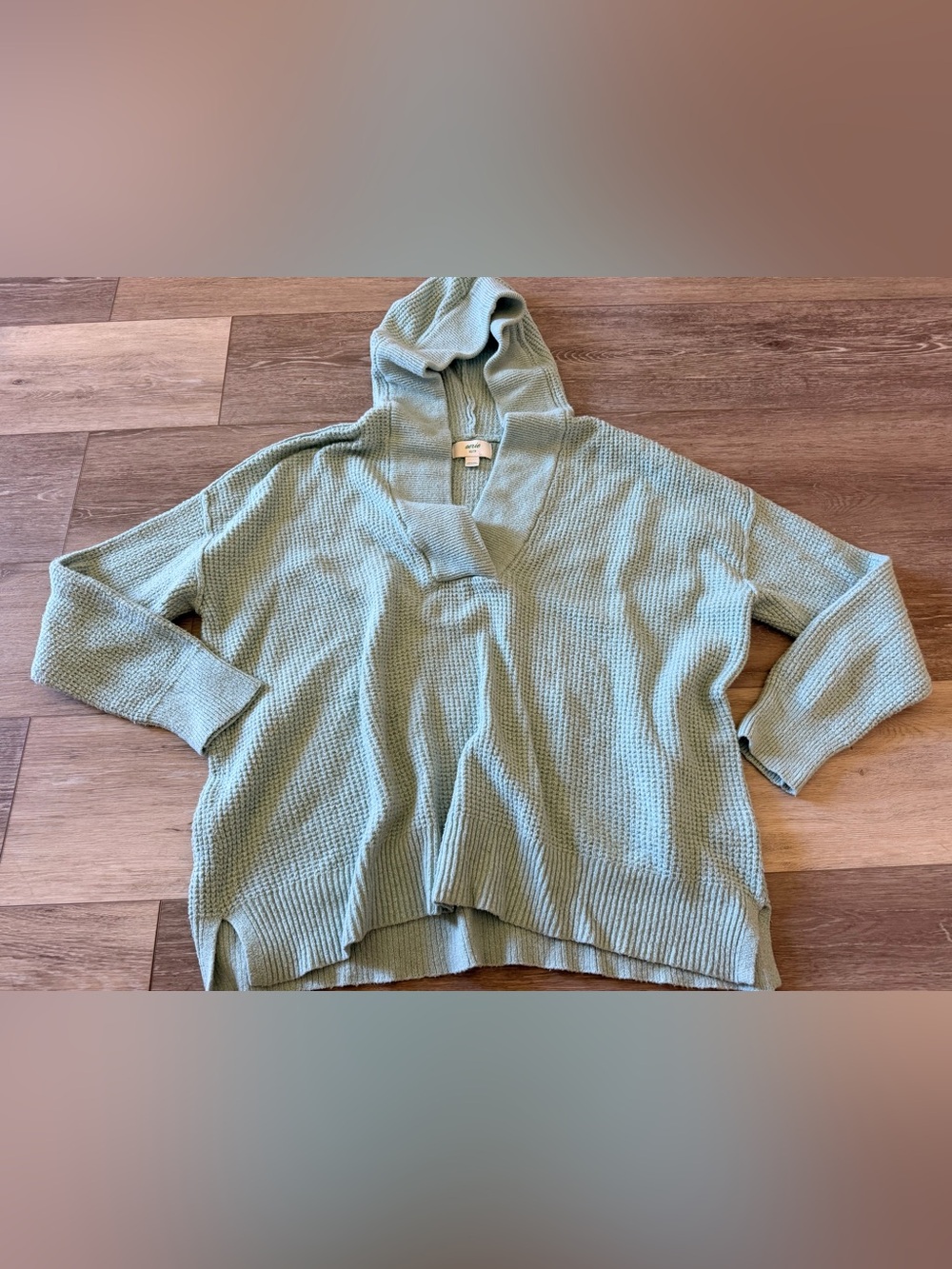Aerie Women's Light Green Waffle Knit V-Neck Hoodie Sweater